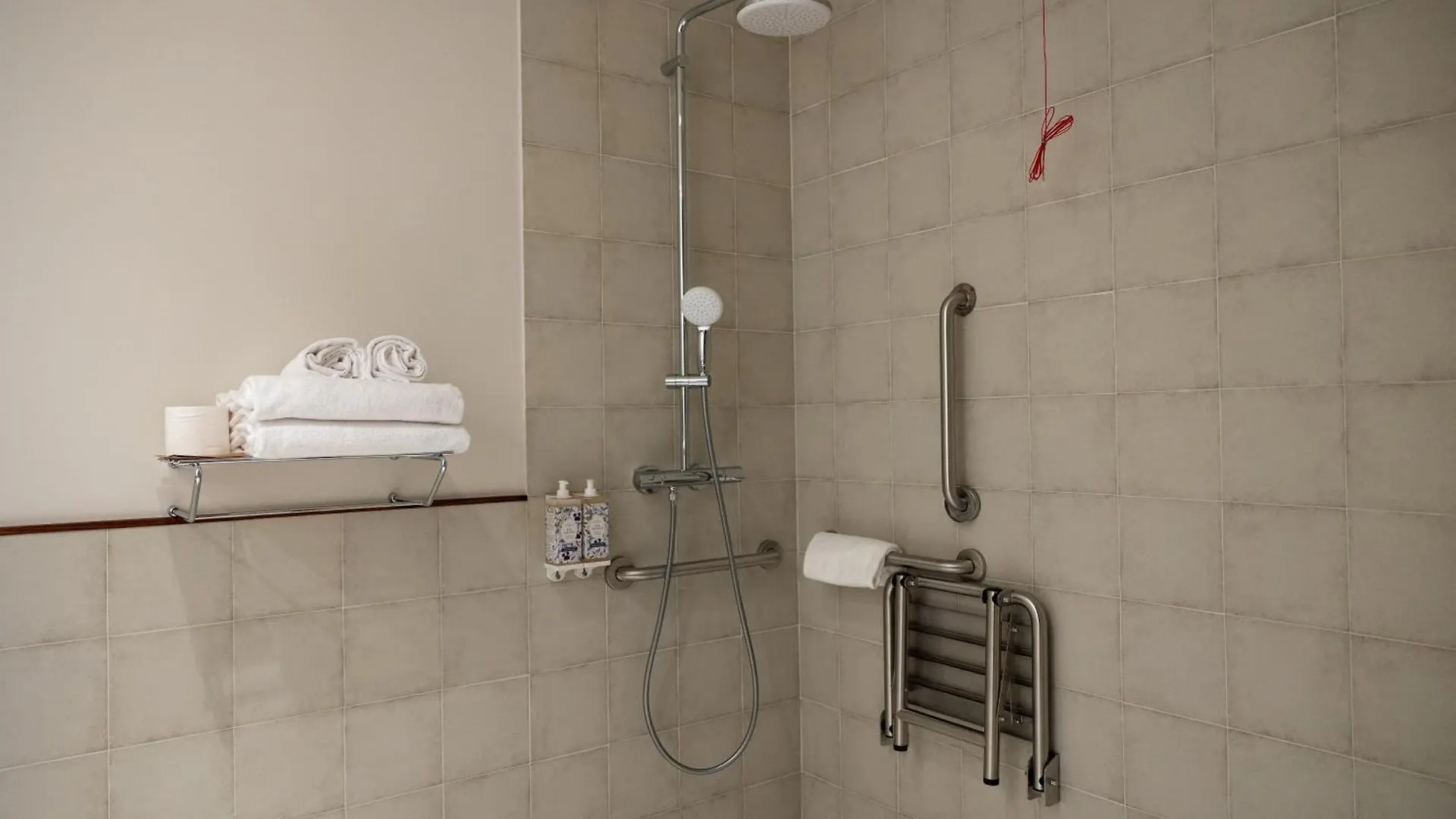 Aparthotel Batimont Suites & Apartments Bilbao Spanien